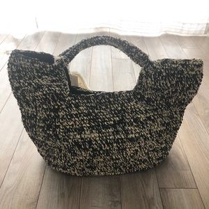Black and cream large rafia tote fr Urban Outfittr